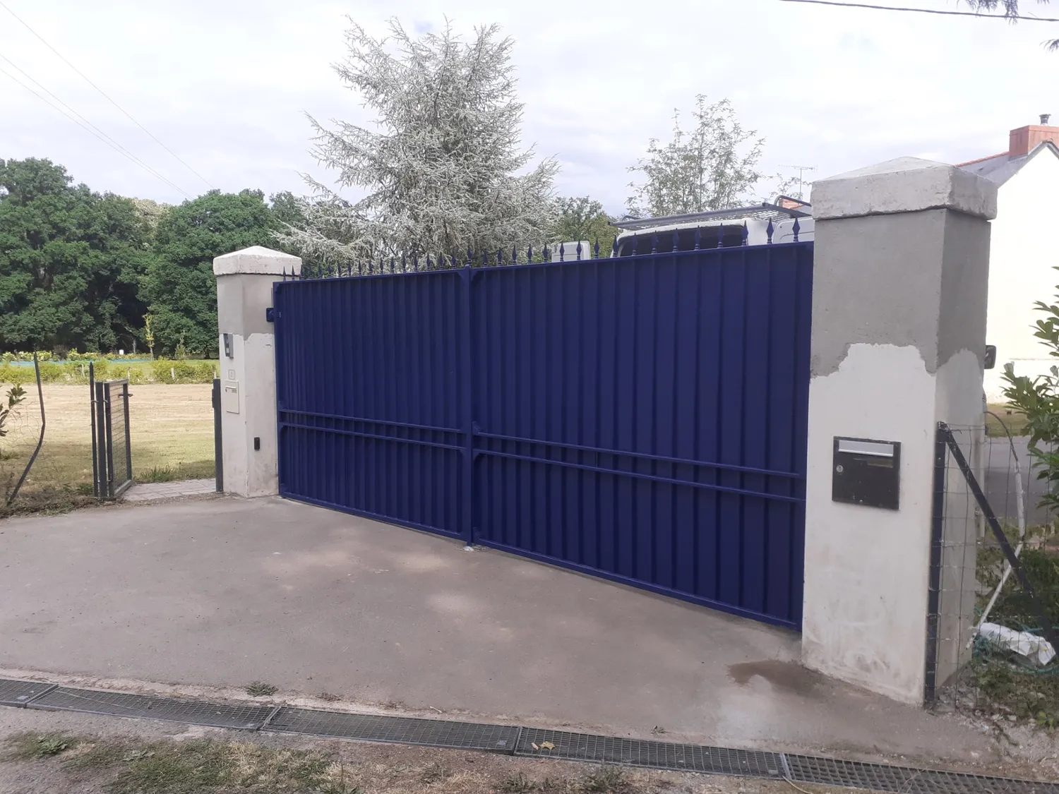 Portail aluminium Betton